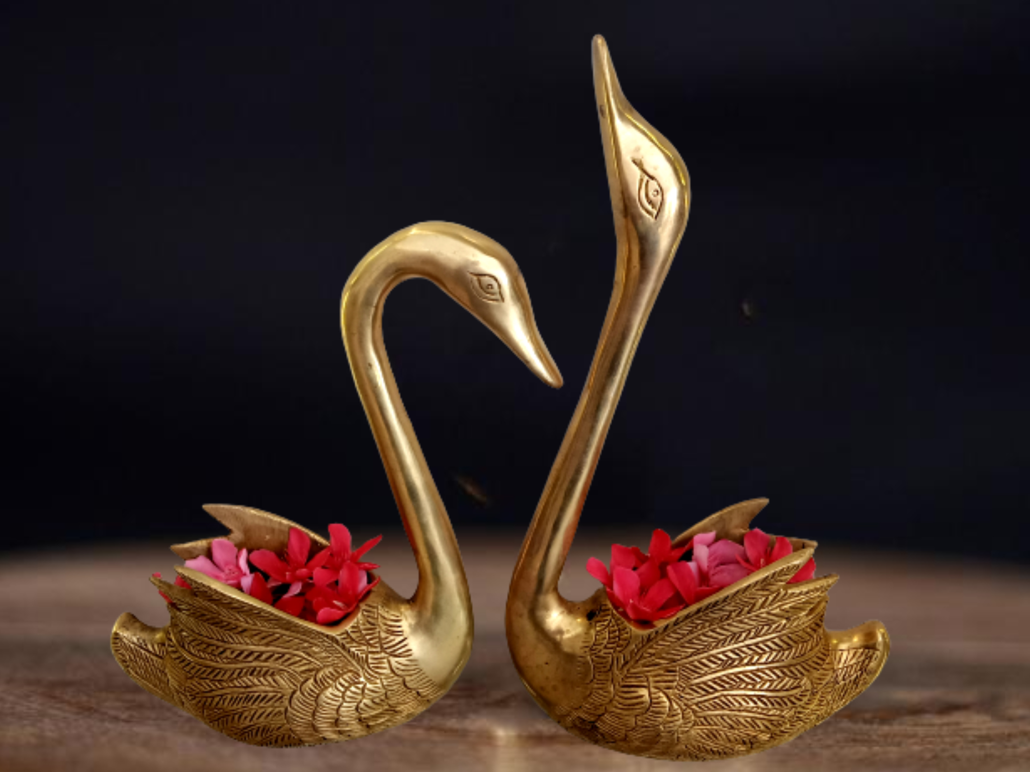 brass-uruli-flower-bowl-home-decor-india-1980-1 Brass Vastu Swan Uruli-12.5 - Image 1