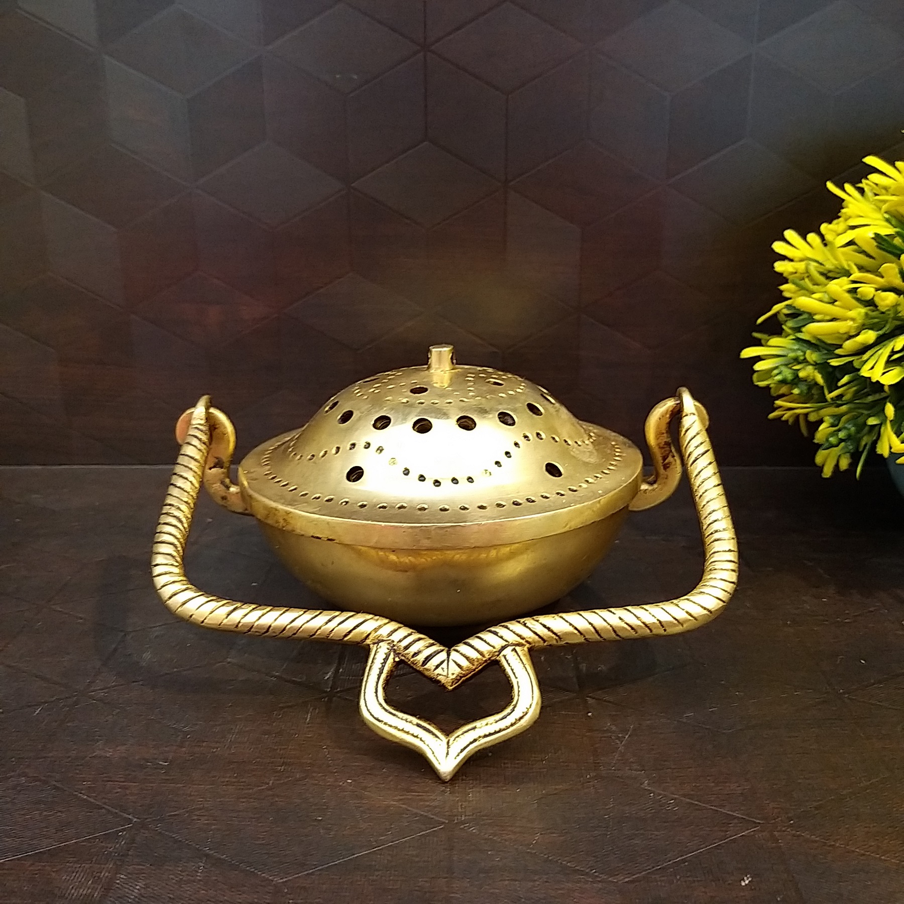 brass-dhoop-holder-big-idol-pooja-items-hindu-god-statues-gift-buy-online-india-10125 Brass Dhoop Holder Big Statue