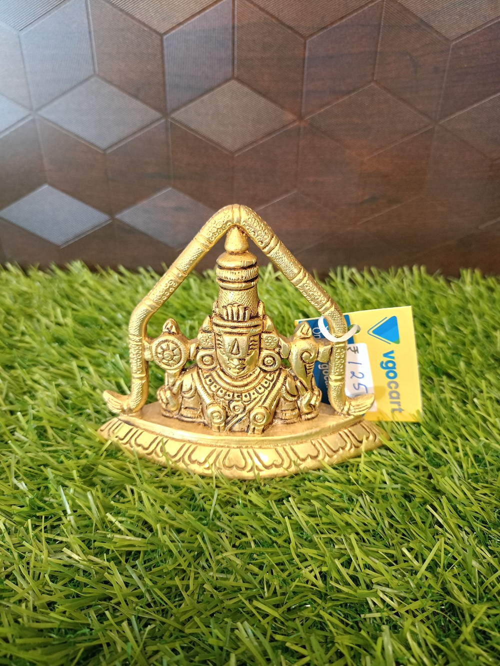 brass-venkatachalapthy-small-idol-hindu-god-statue-buy-online-india-rm133 Brass Lord Balaji Face 3.5'' - Image 1
