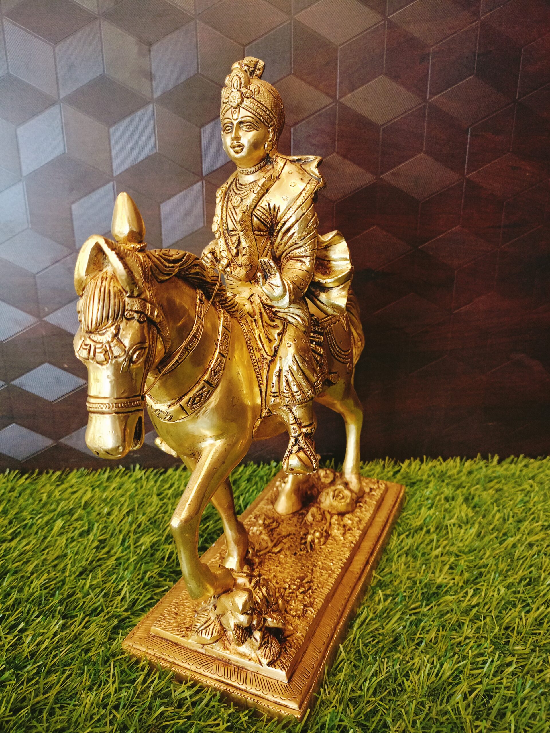 Brass Yogi Swami Narayan Statue 1 Yogi Swami Narayan Statue