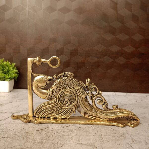 brass-peacock-wall bracket