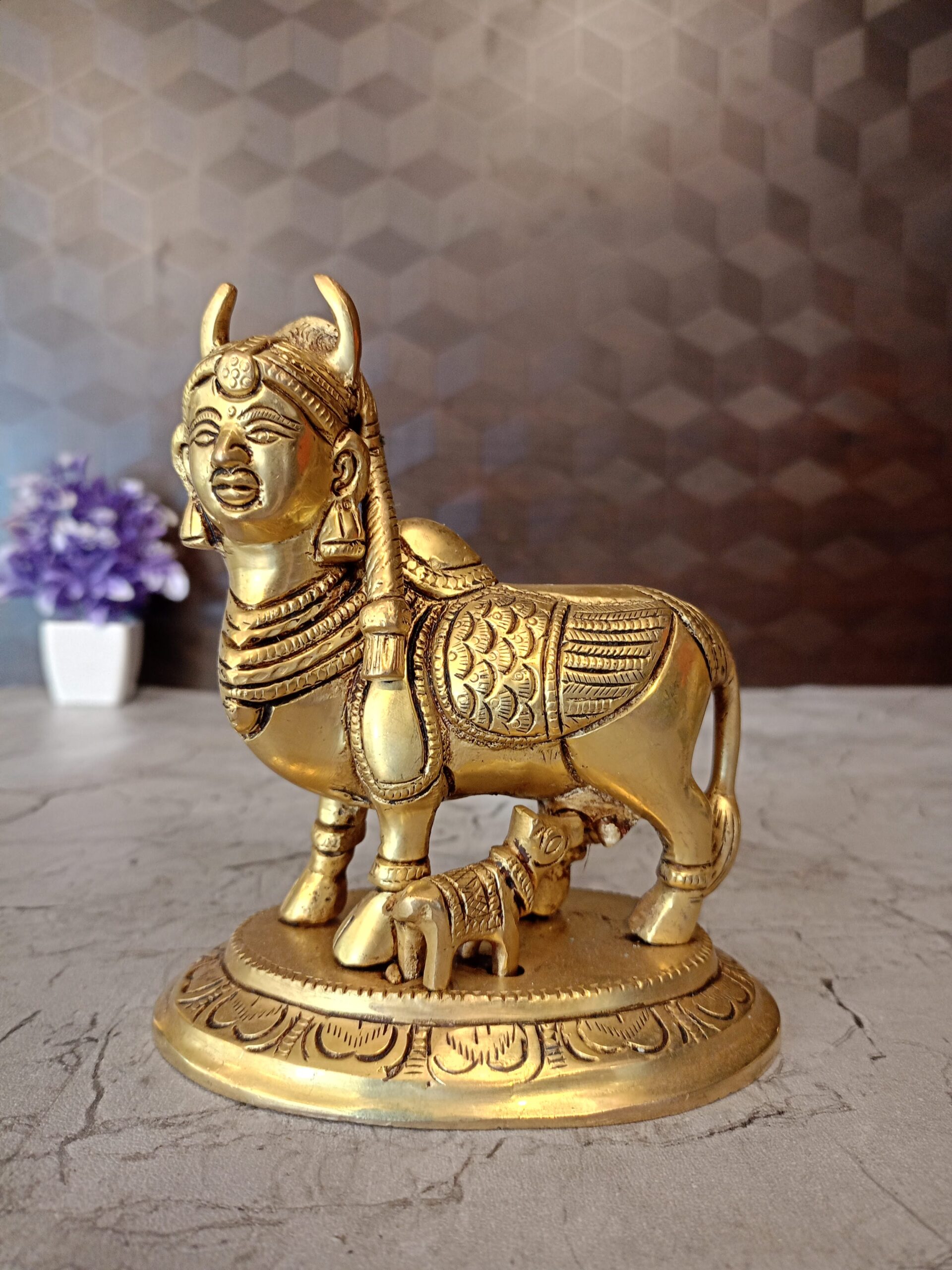 oplus_32 Buy Brass Kamadenu Statue 6" Good For Pooja - Image 1