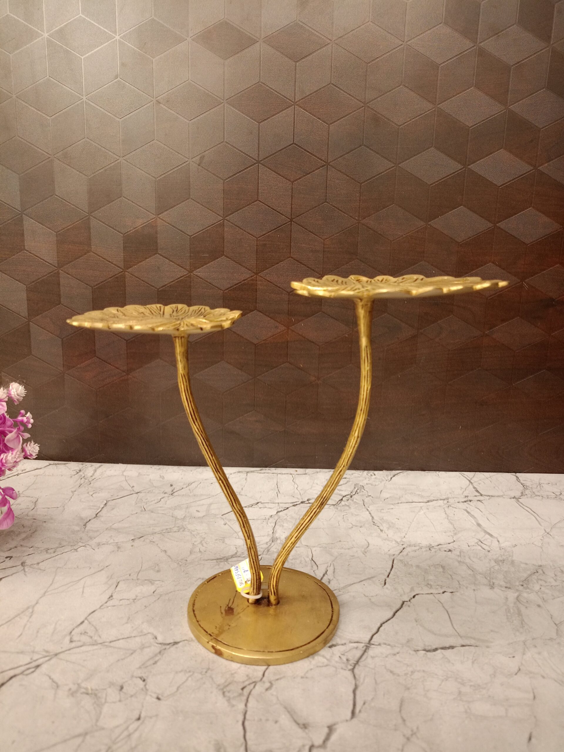 oplus_32 Brass Lotus Leaf Home Decor 8" - Image 1