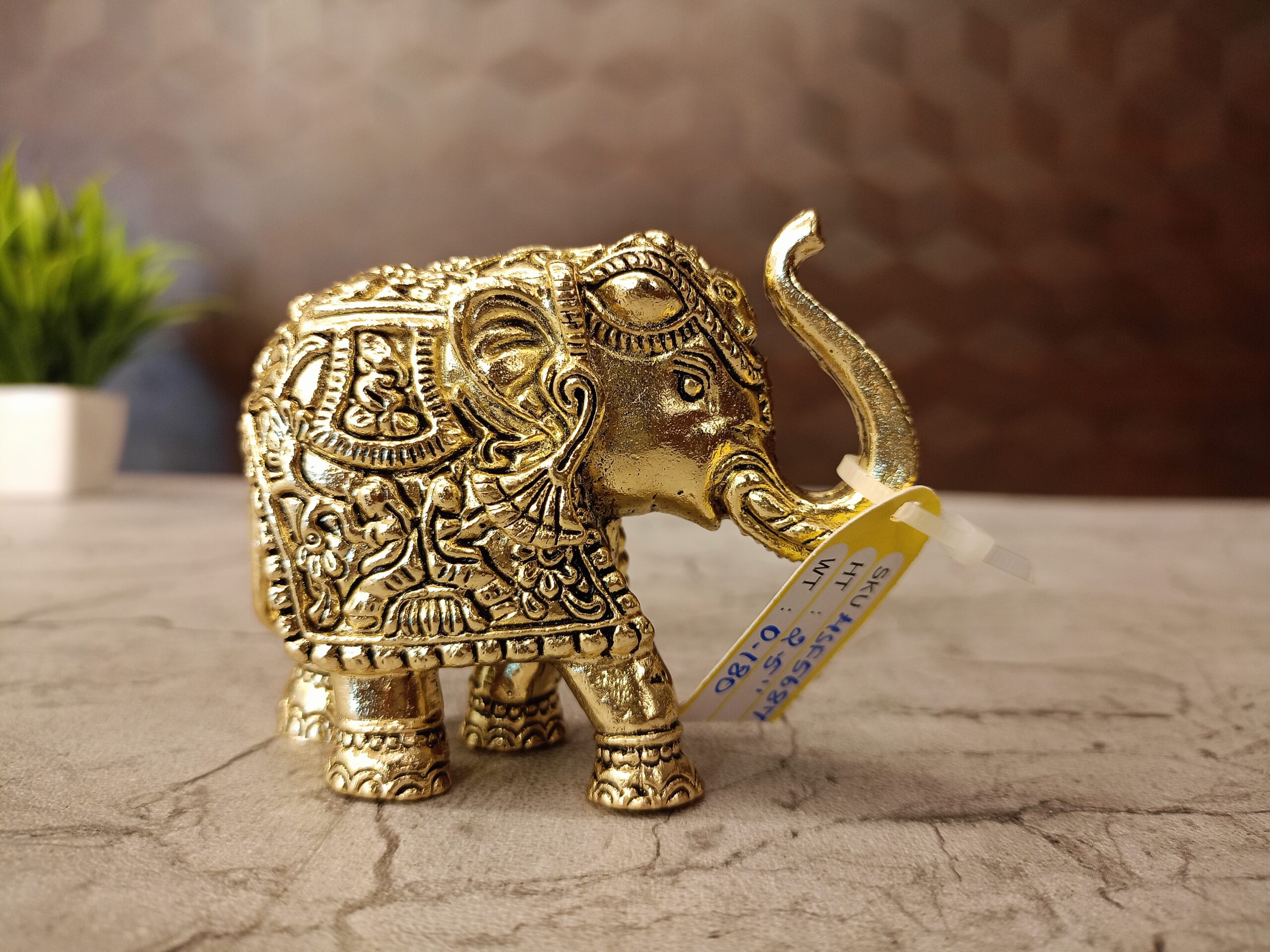 oplus_0 Brass Fine Art Elephant Statue 2.5" - Image 1